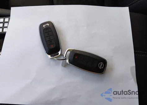 2025 Nissan Pathfinder Sv 4Wd z USA, uszkodzony, nr VIN 5N1DR3BC5SC312103